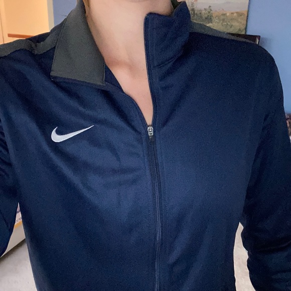 navy blue workout jacket